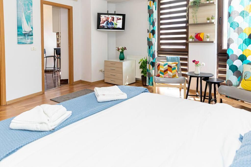 Central Studio Bucur Бухарест Екстер'єр фото