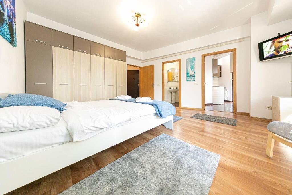 Central Studio Bucur Бухарест Екстер'єр фото